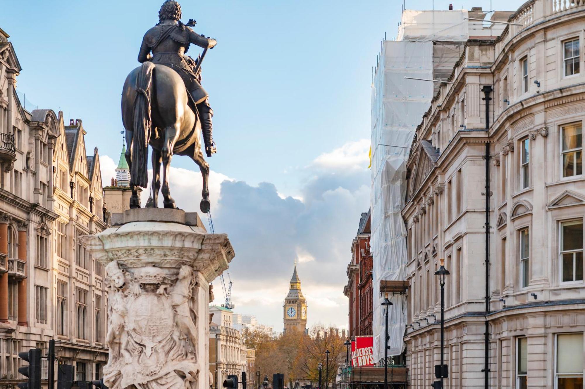 Welcome London - Trafalgar Square Exterior photo