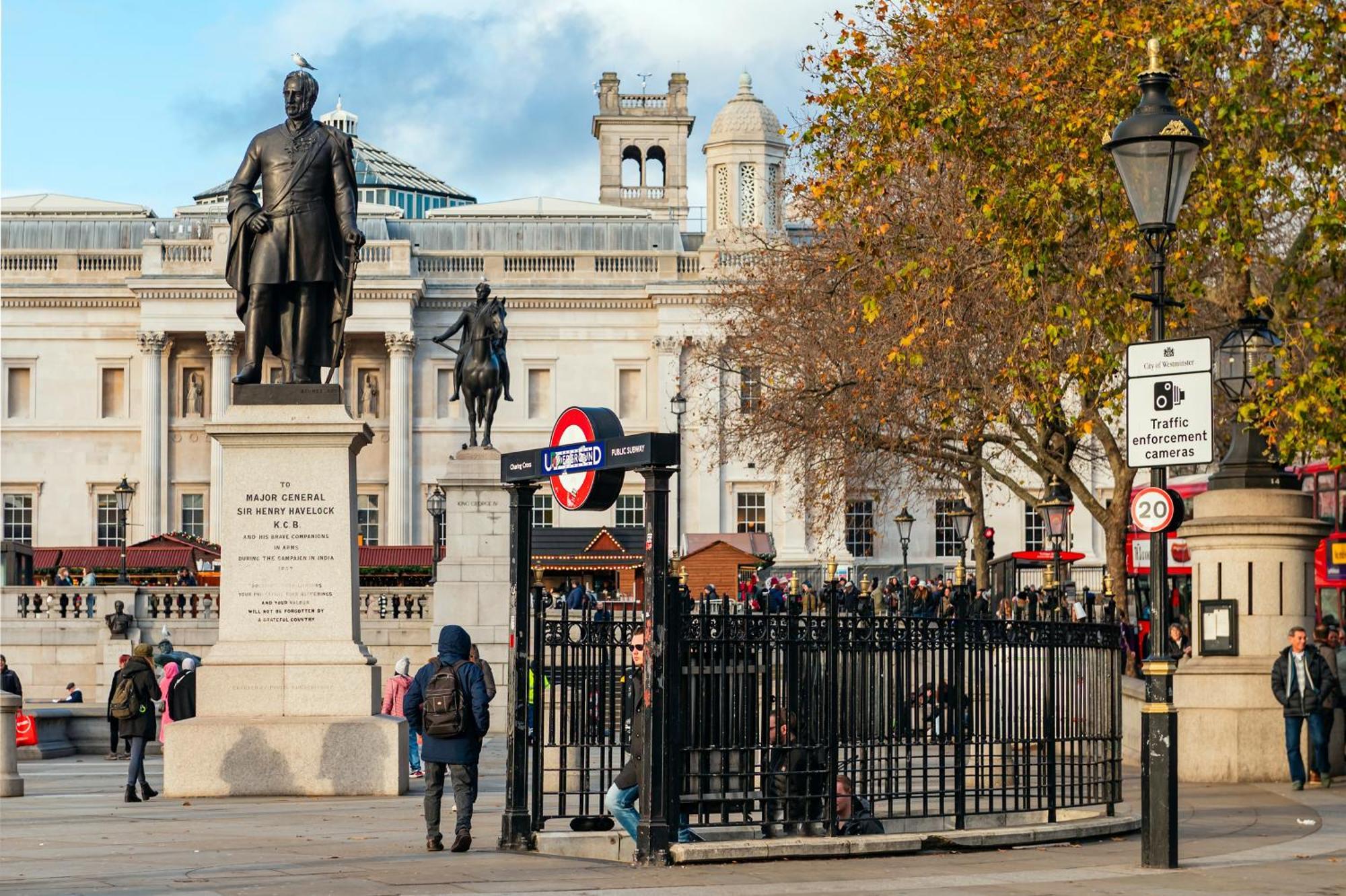 Welcome London - Trafalgar Square Exterior photo
